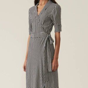 HOT CHECKER PRINT WRAP DRESS BY GANNI SIZE M